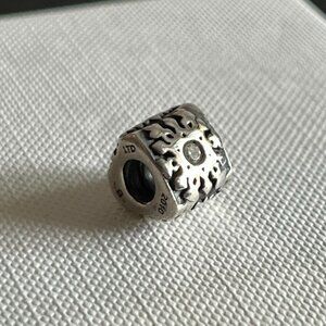 Chamilia Sterling Silver Snowflake Charm